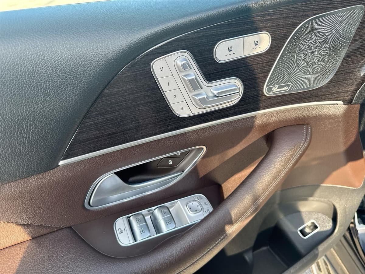 2022 Mercedes-Benz GLE - Image 15