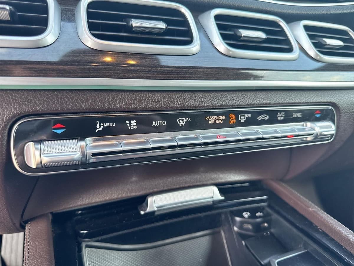 2022 Mercedes-Benz GLE - Image 17