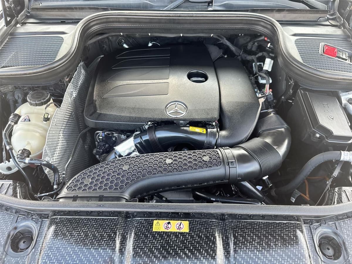 2022 Mercedes-Benz GLE - Image 18