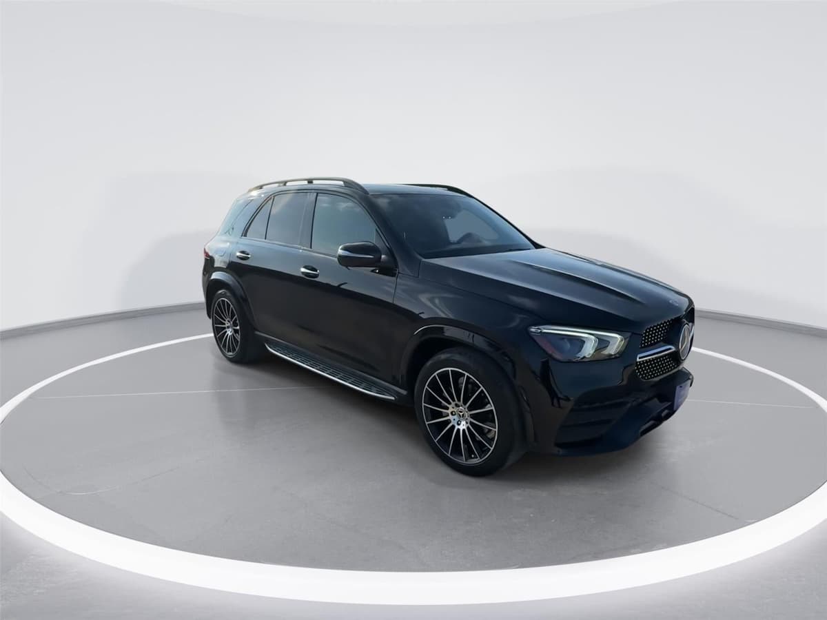 2022 Mercedes-Benz GLE - Image 2