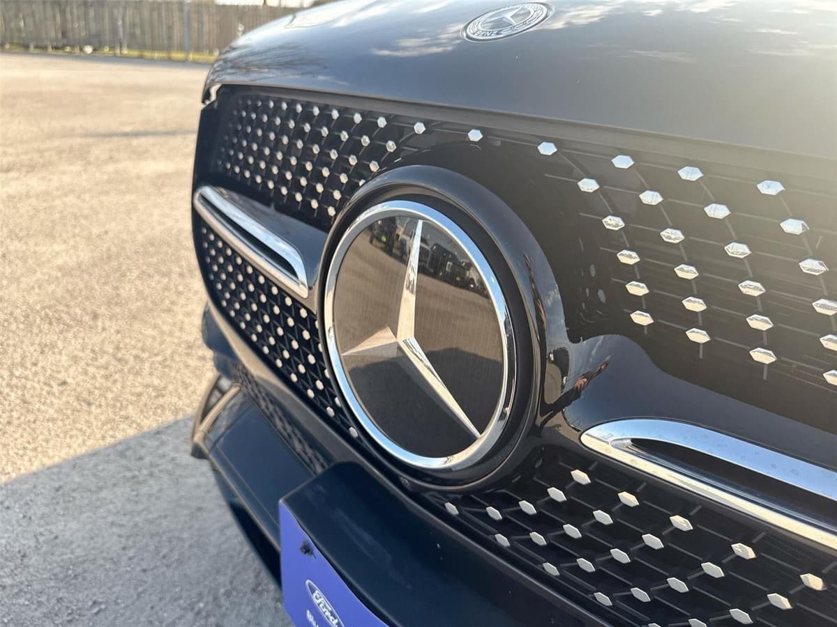 2022 Mercedes-Benz GLE - Image 30