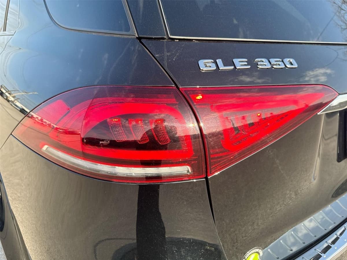 2022 Mercedes-Benz GLE - Image 34
