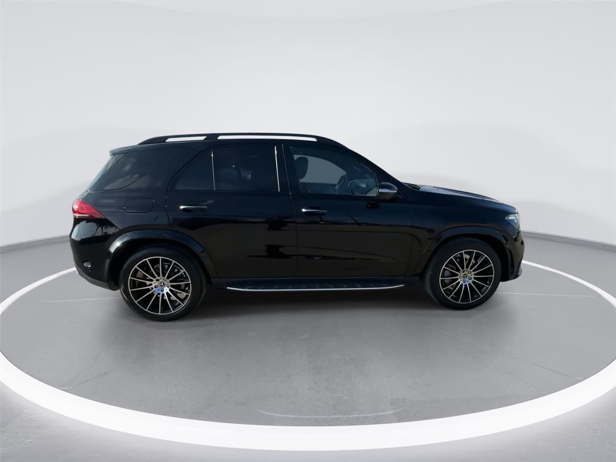 2022 Mercedes-Benz GLE - Image 9