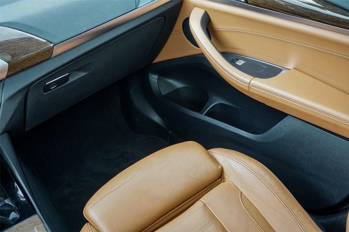 2020 BMW X3 - Image 26