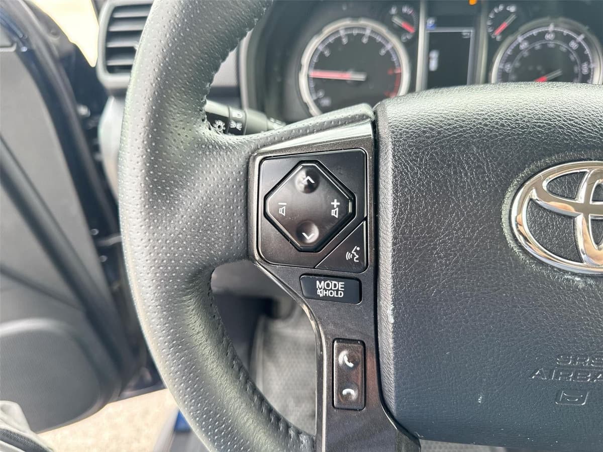 2022 Toyota 4Runner - Image 28