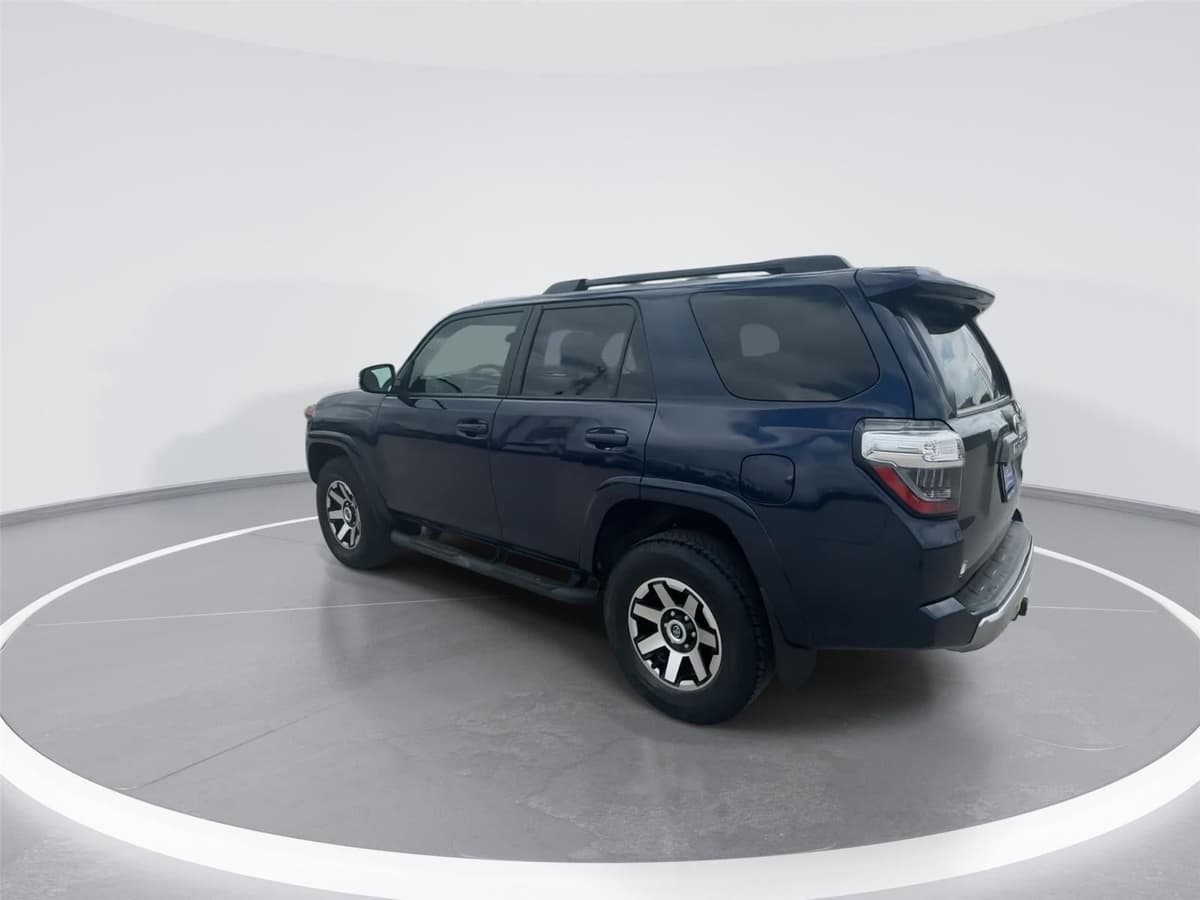 2022 Toyota 4Runner - Image 6