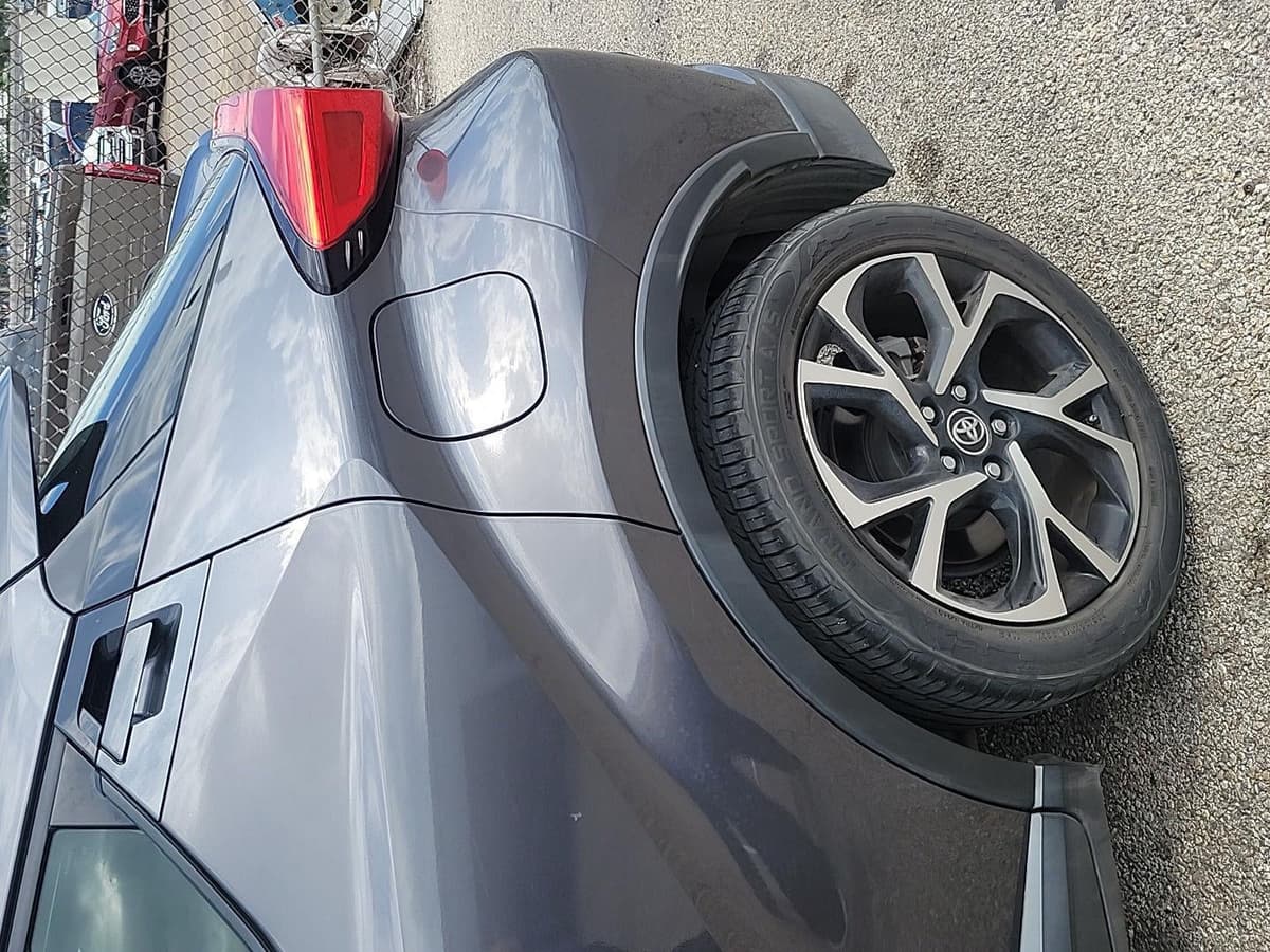 2019 Toyota C-HR - Image 6