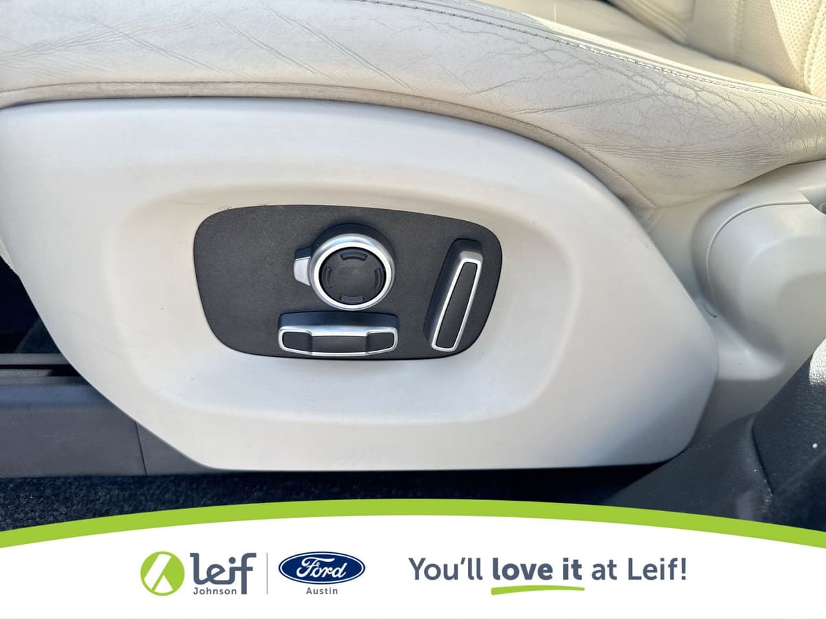 2016 Land Rover Range Rover - Image 18