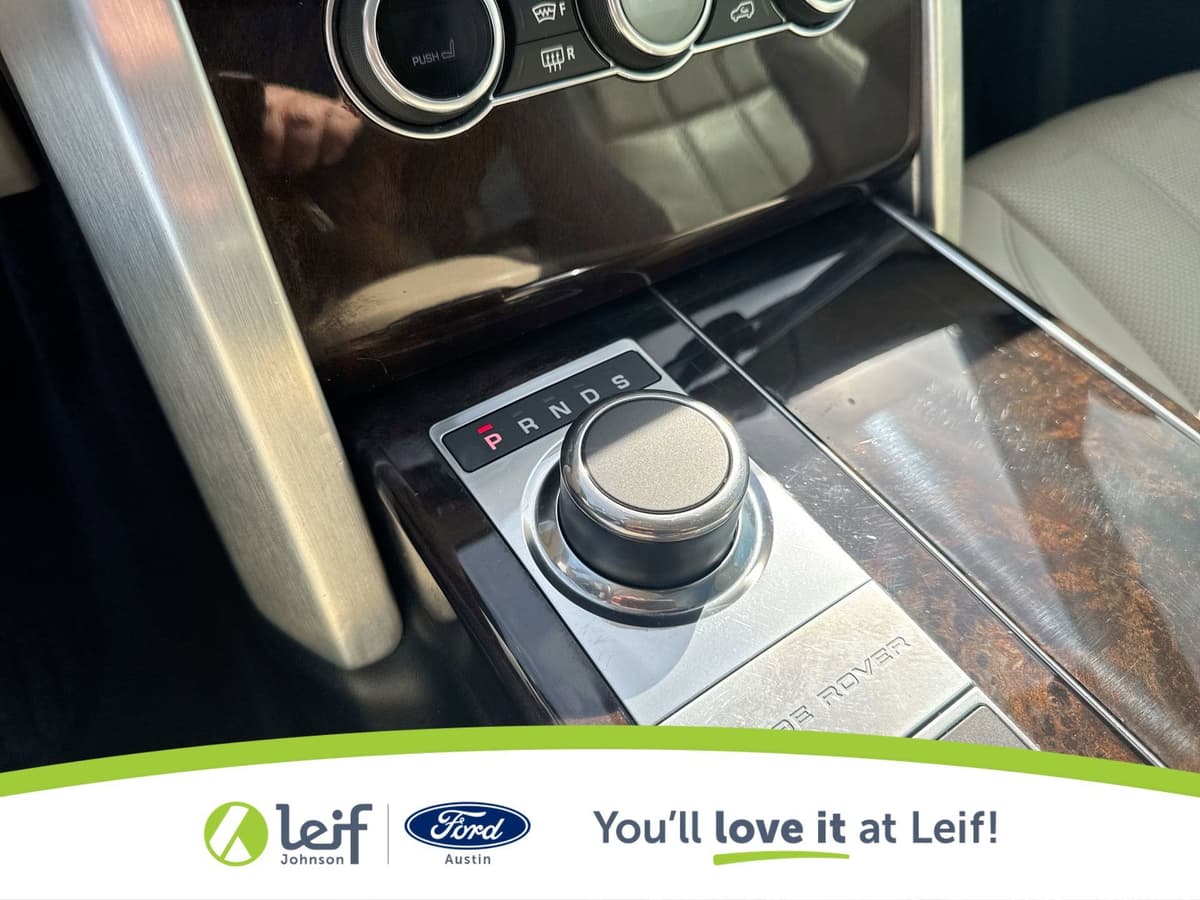 2016 Land Rover Range Rover - Image 26