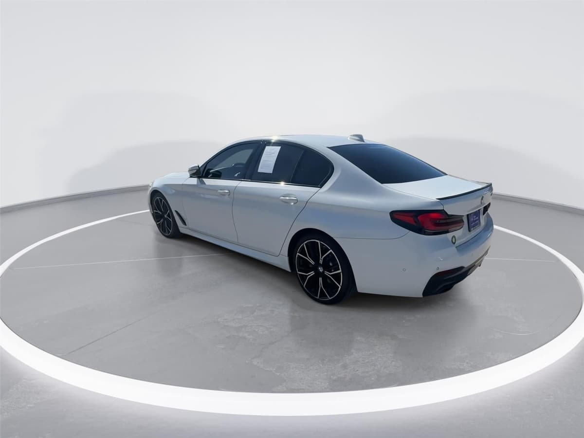 2021 BMW 5 Series - Image 6