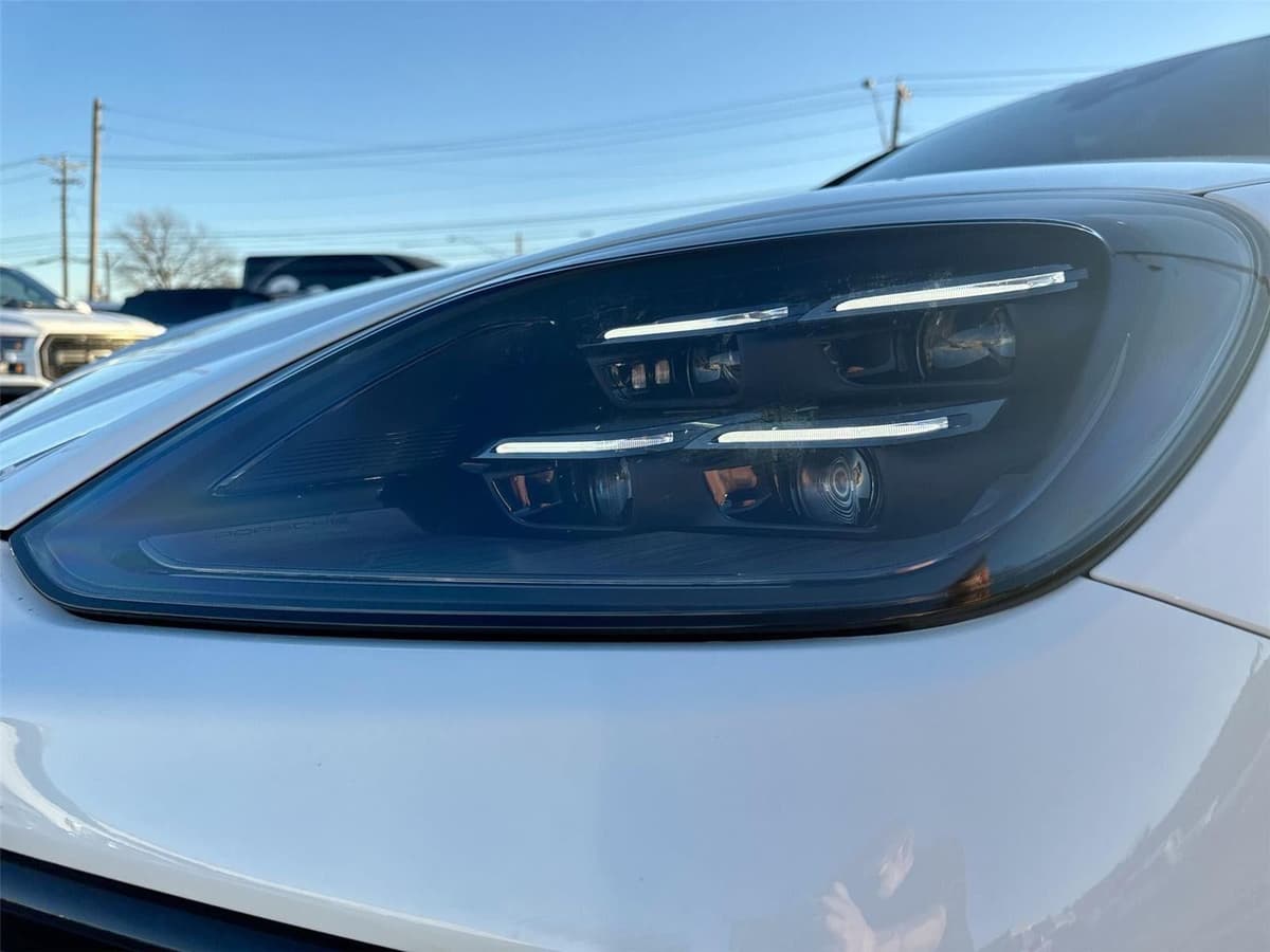 2024 Porsche Cayenne - Image 33