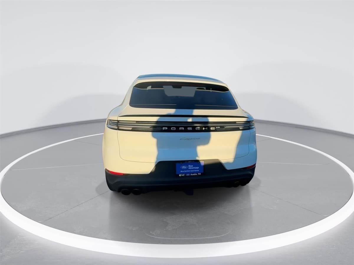 2024 Porsche Cayenne - Image 7