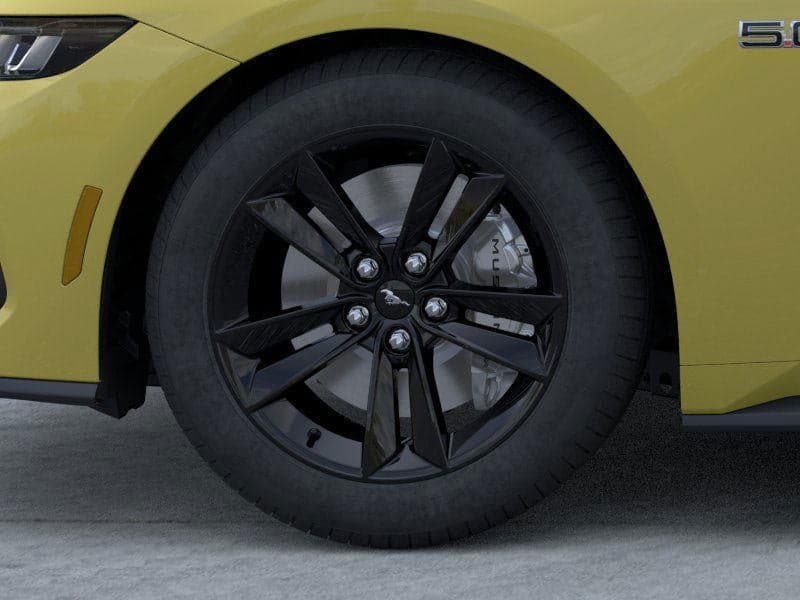 2025 Ford Mustang - Image 19