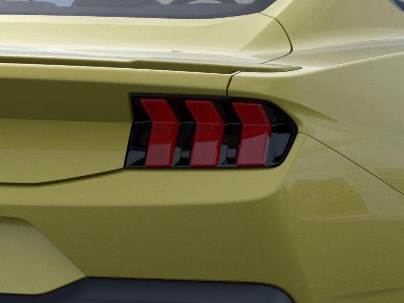 2025 Ford Mustang - Image 21