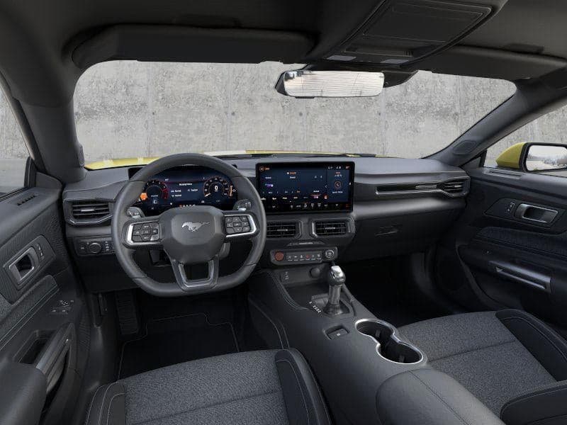 2025 Ford Mustang - Image 9