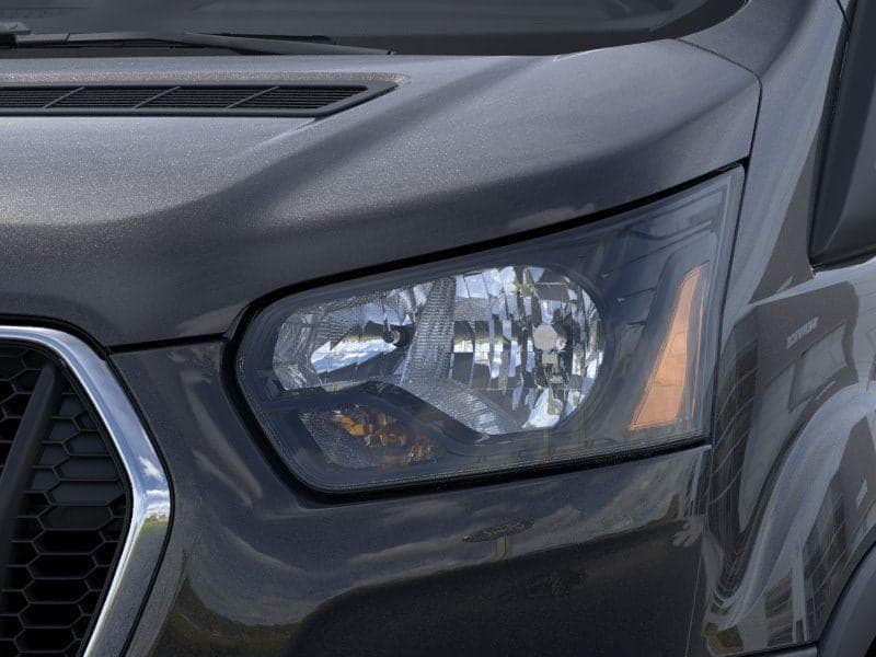 2025 Ford Transit - Image 18