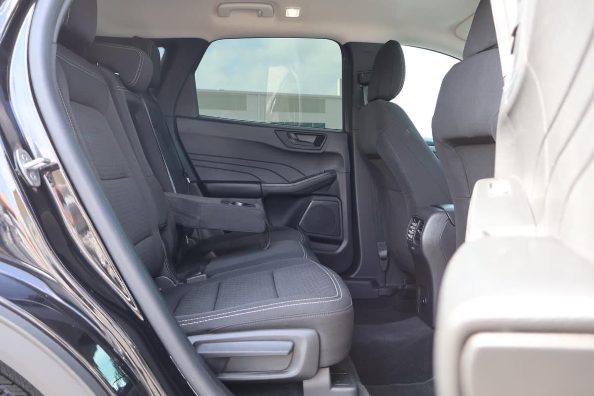 2023 Ford Escape - Image 34