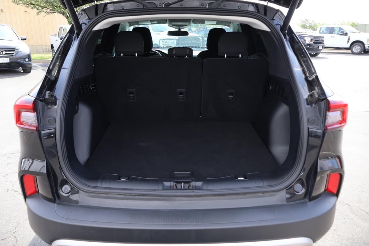 2023 Ford Escape - Image 7