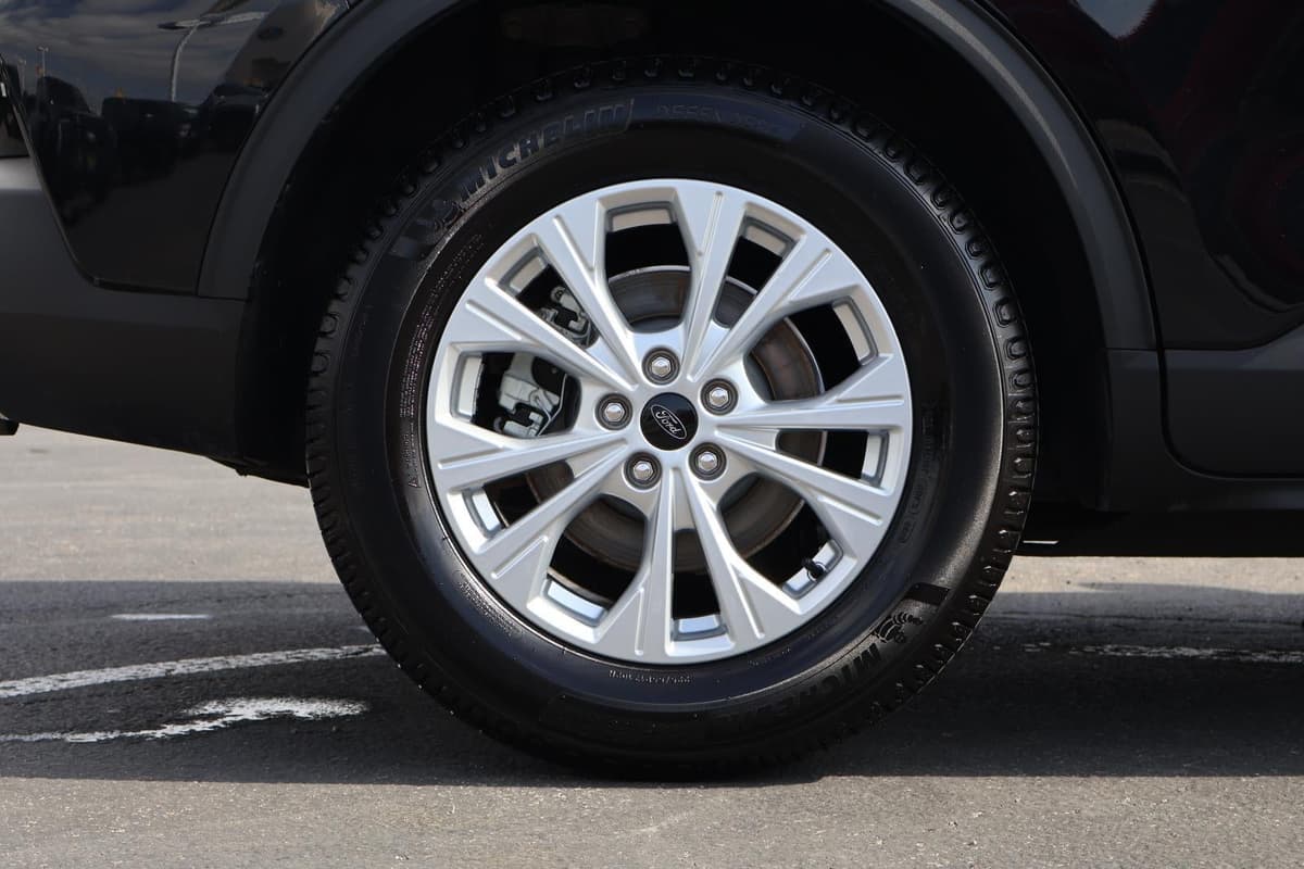 2023 Ford Escape - Image 8