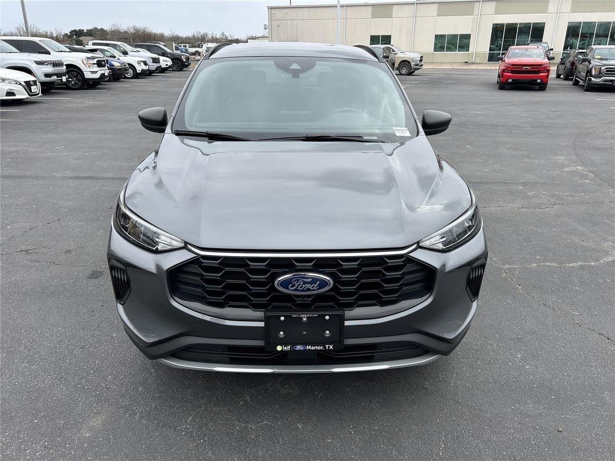 2025 Ford Escape - Image 2