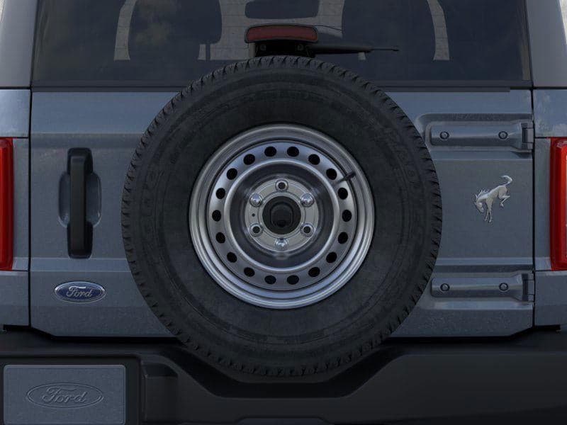 2025 Ford Bronco - Image 24
