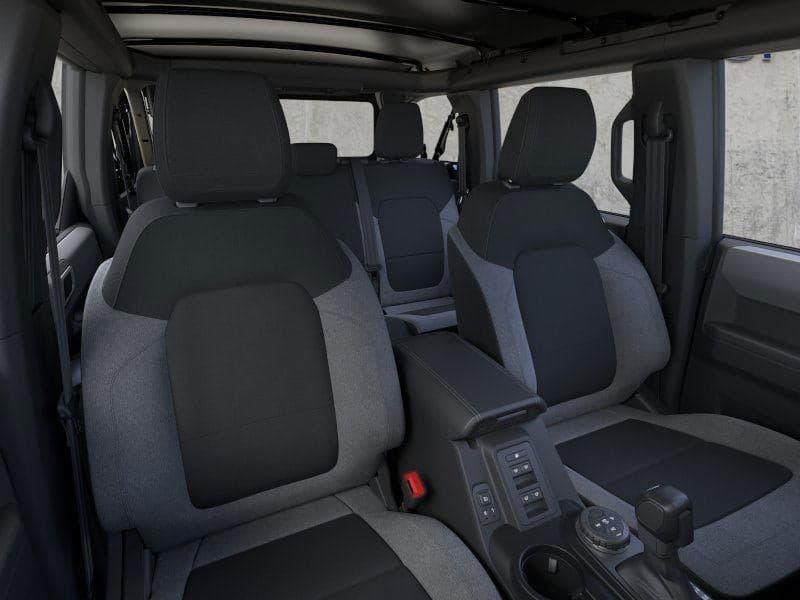 2025 Ford Bronco - Image 10
