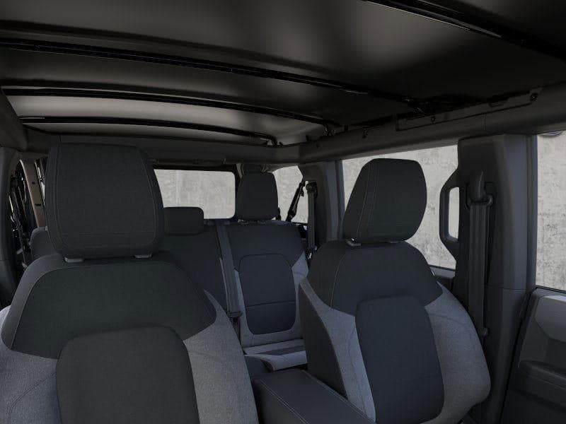 2025 Ford Bronco - Image 12