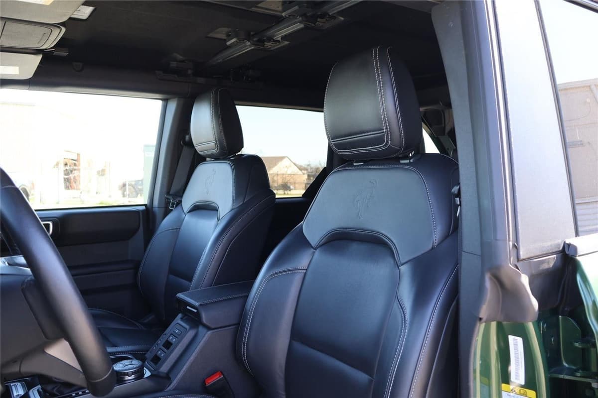 2025 Ford Bronco - Image 15