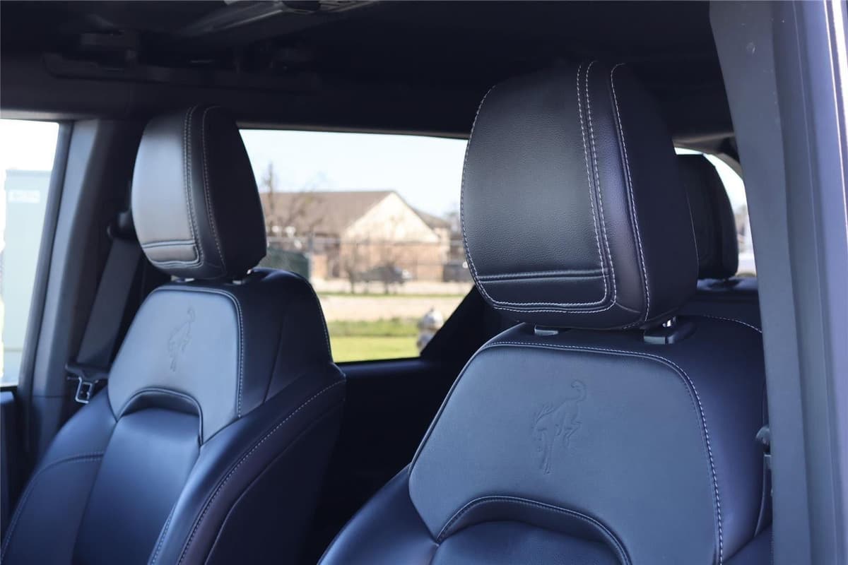 2025 Ford Bronco - Image 16