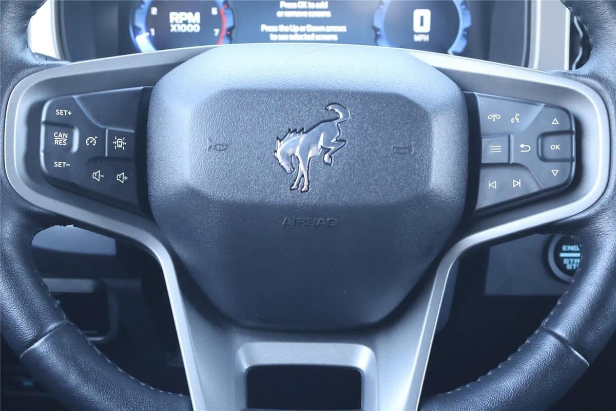 2025 Ford Bronco - Image 20