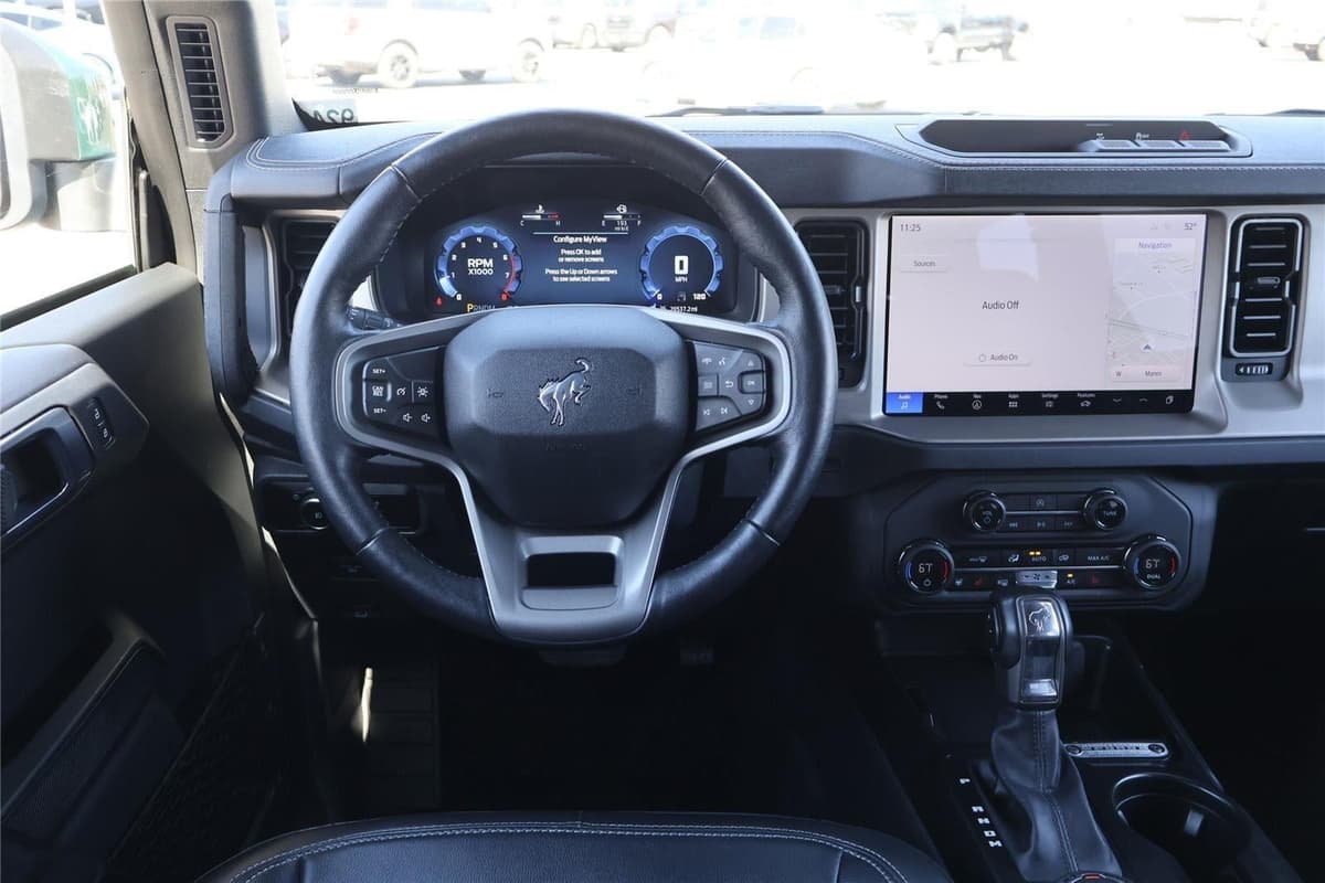 2025 Ford Bronco - Image 29