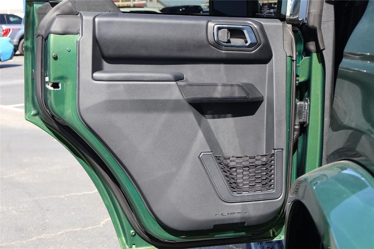 2025 Ford Bronco - Image 30