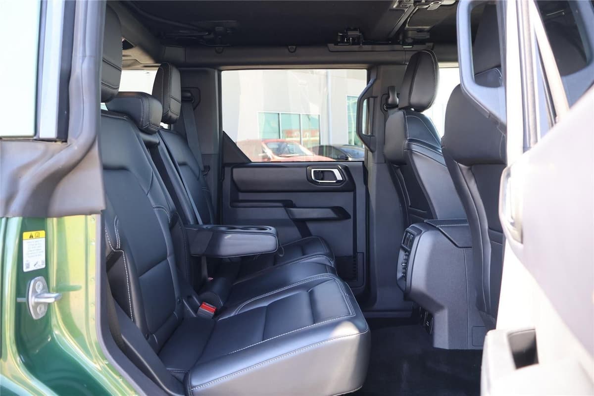 2025 Ford Bronco - Image 36