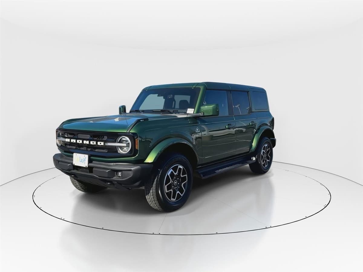 2025 Ford Bronco - Image 4