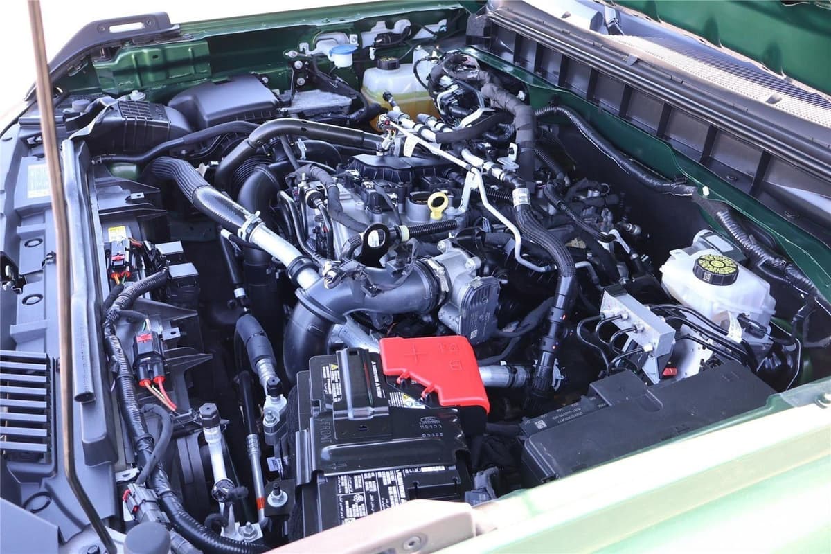 2025 Ford Bronco - Image 41