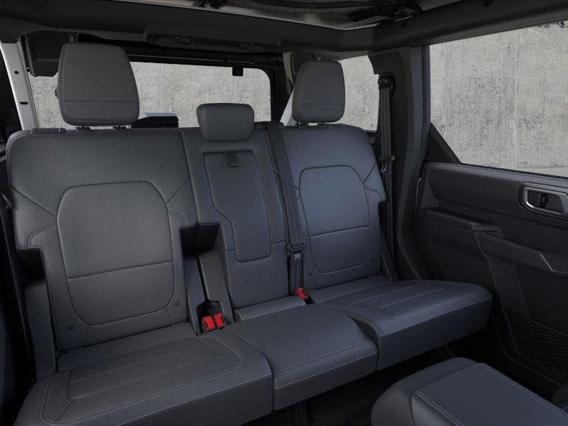 2025 Ford Bronco - Image 11