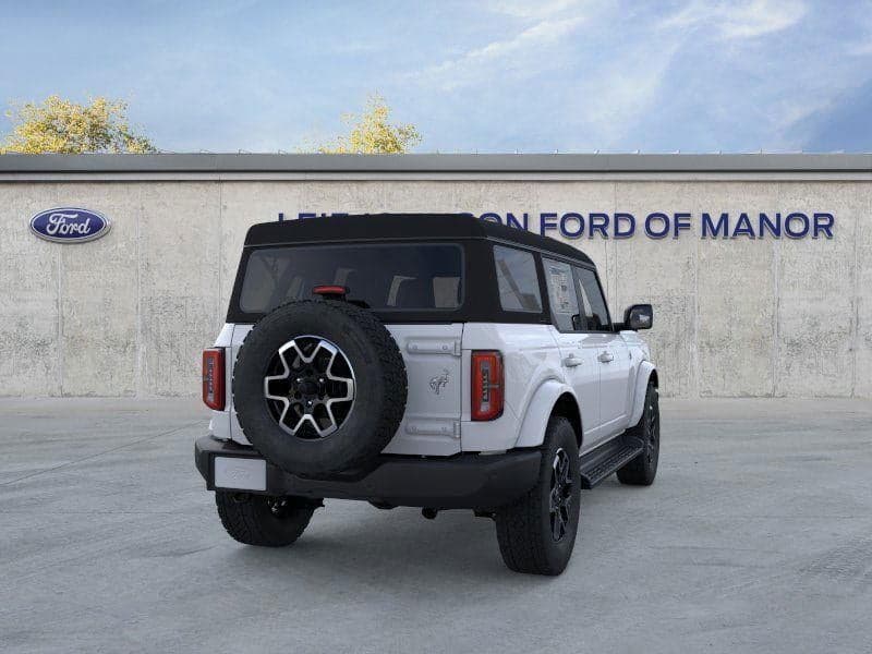 2025 Ford Bronco - Image 8