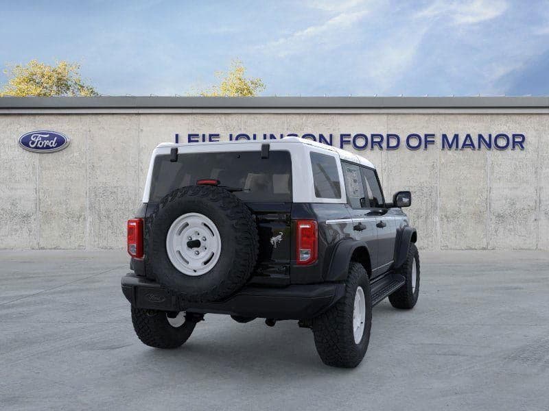 2025 Ford Bronco - Image 8