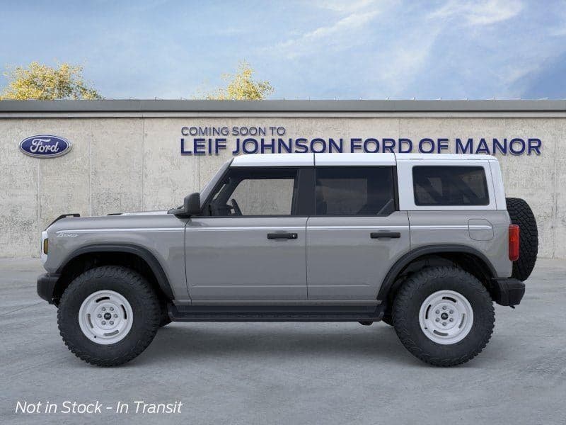 2026 Ford Bronco - Image 3