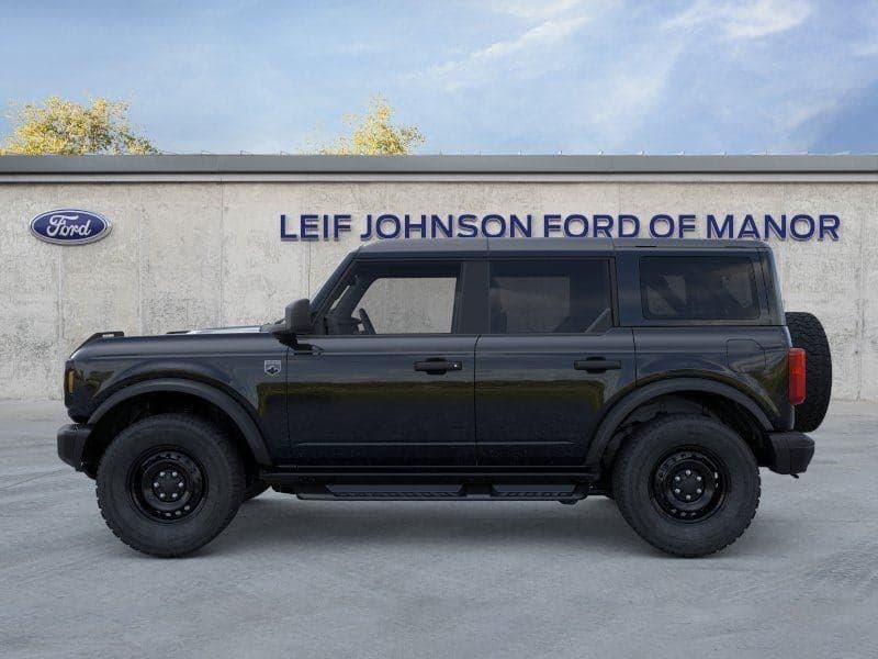 2026 Ford Bronco - Image 3