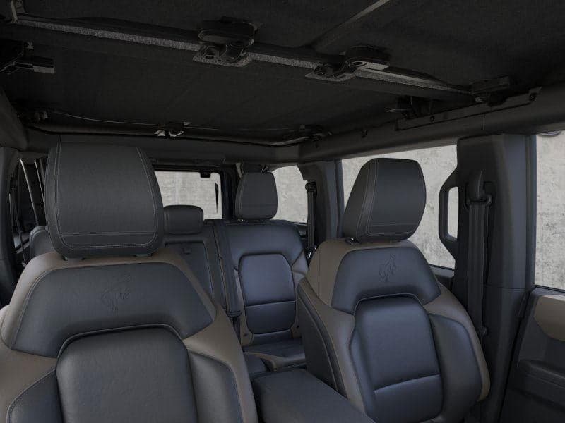 2025 Ford Bronco - Image 12