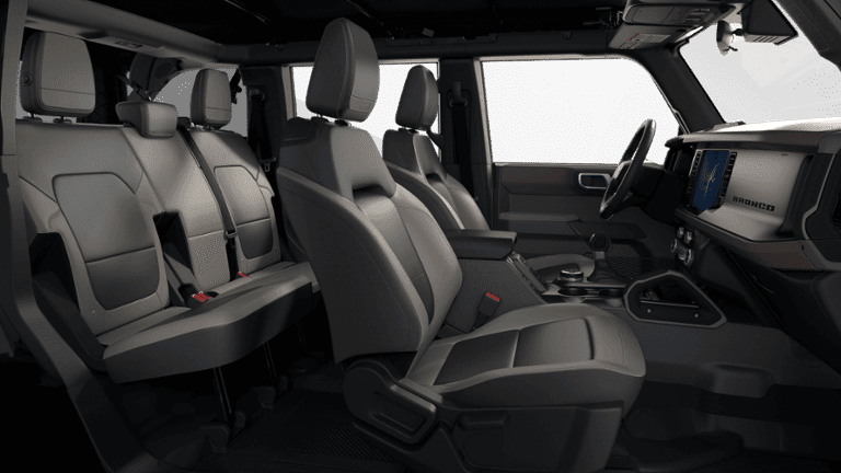 2025 Ford Bronco - Image 30