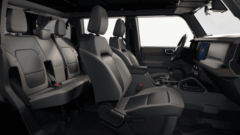 2025 Ford Bronco - Image 30