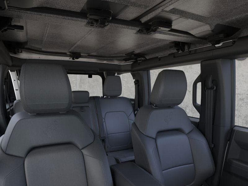 2025 Ford Bronco - Image 12