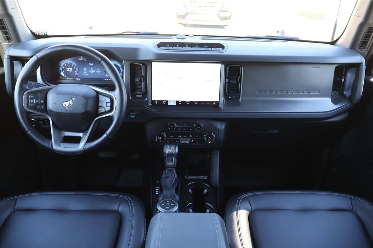 2025 Ford Bronco - Image 25