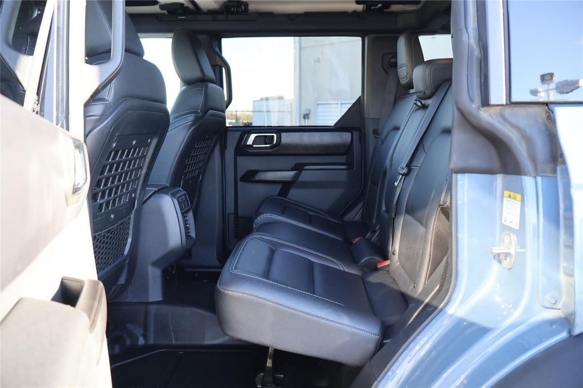 2025 Ford Bronco - Image 29