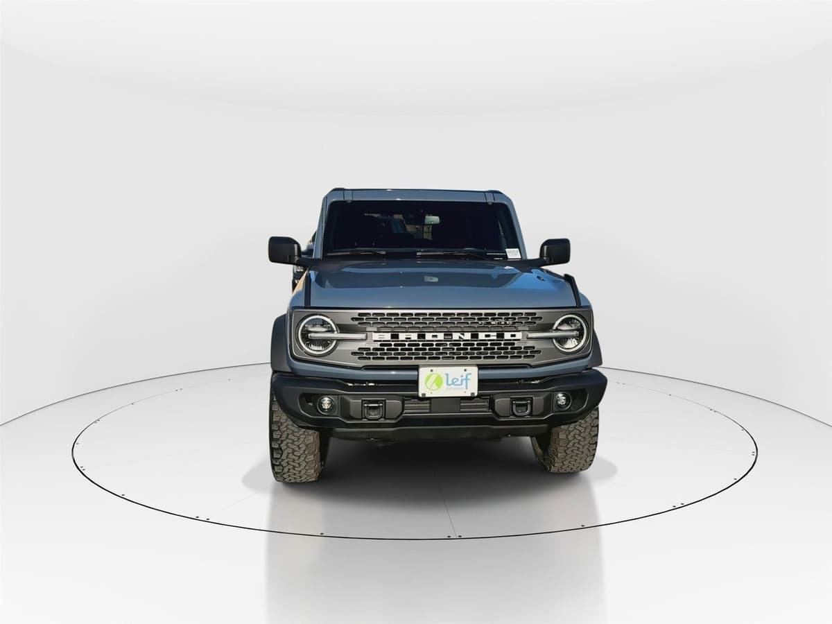 2025 Ford Bronco - Image 3