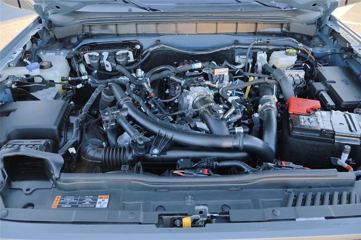 2025 Ford Bronco - Image 38