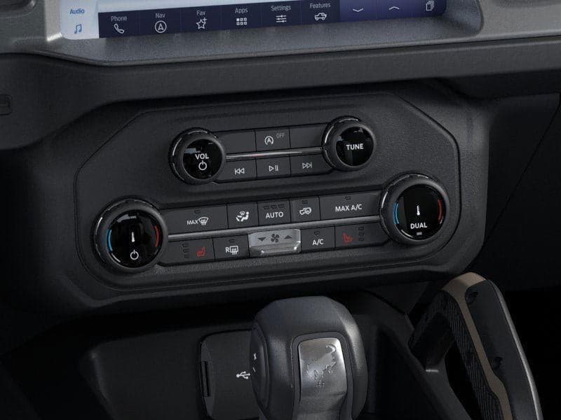 2025 Ford Bronco - Image 16