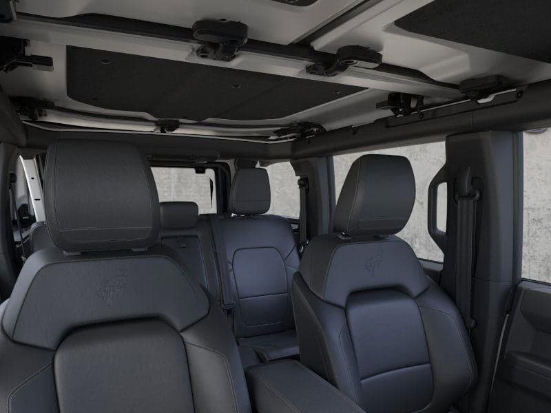 2025 Ford Bronco - Image 12